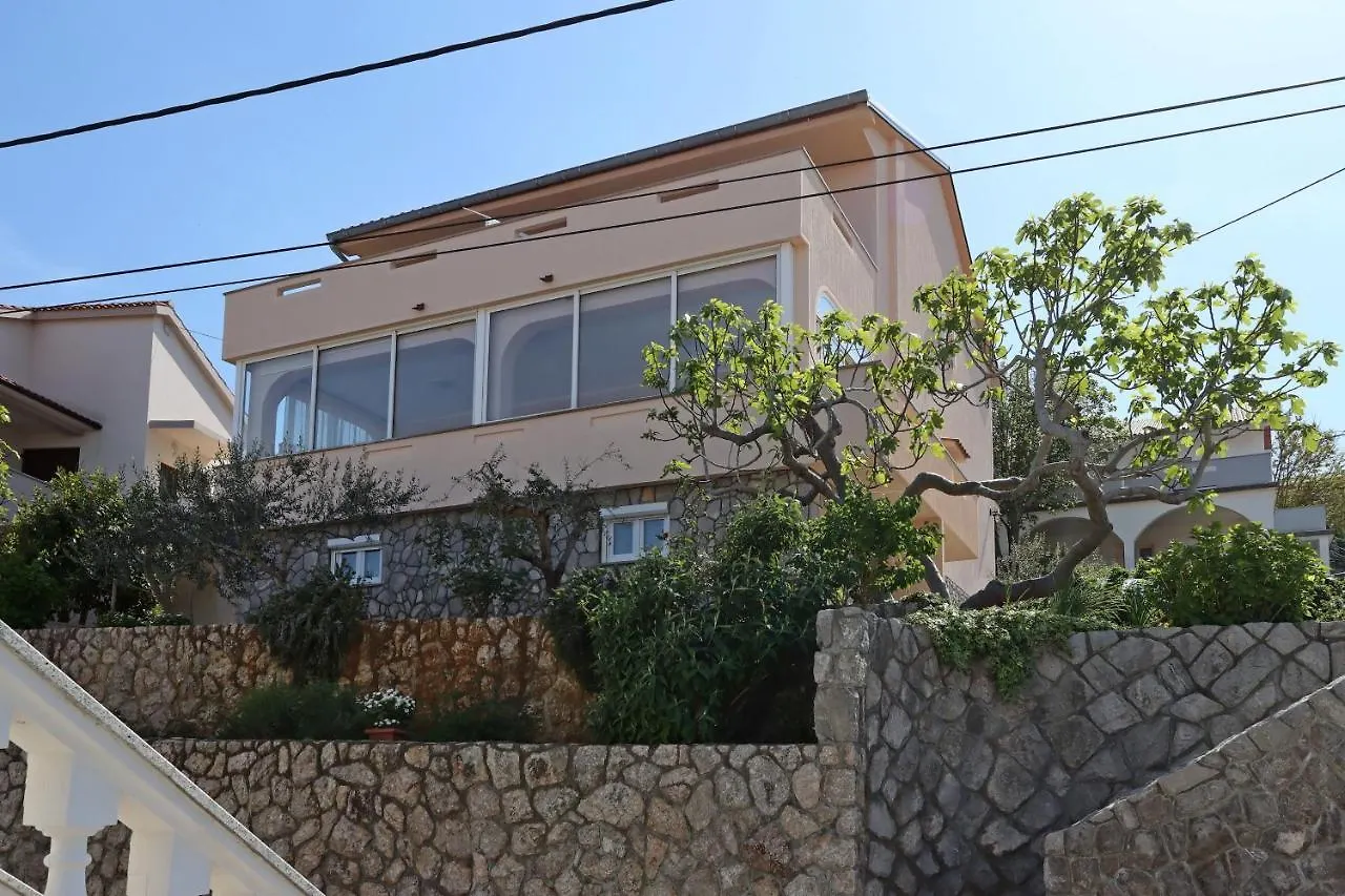 Apartments And Rooms With Parking Space Vrbnik, Krk - 5299 فربنيك